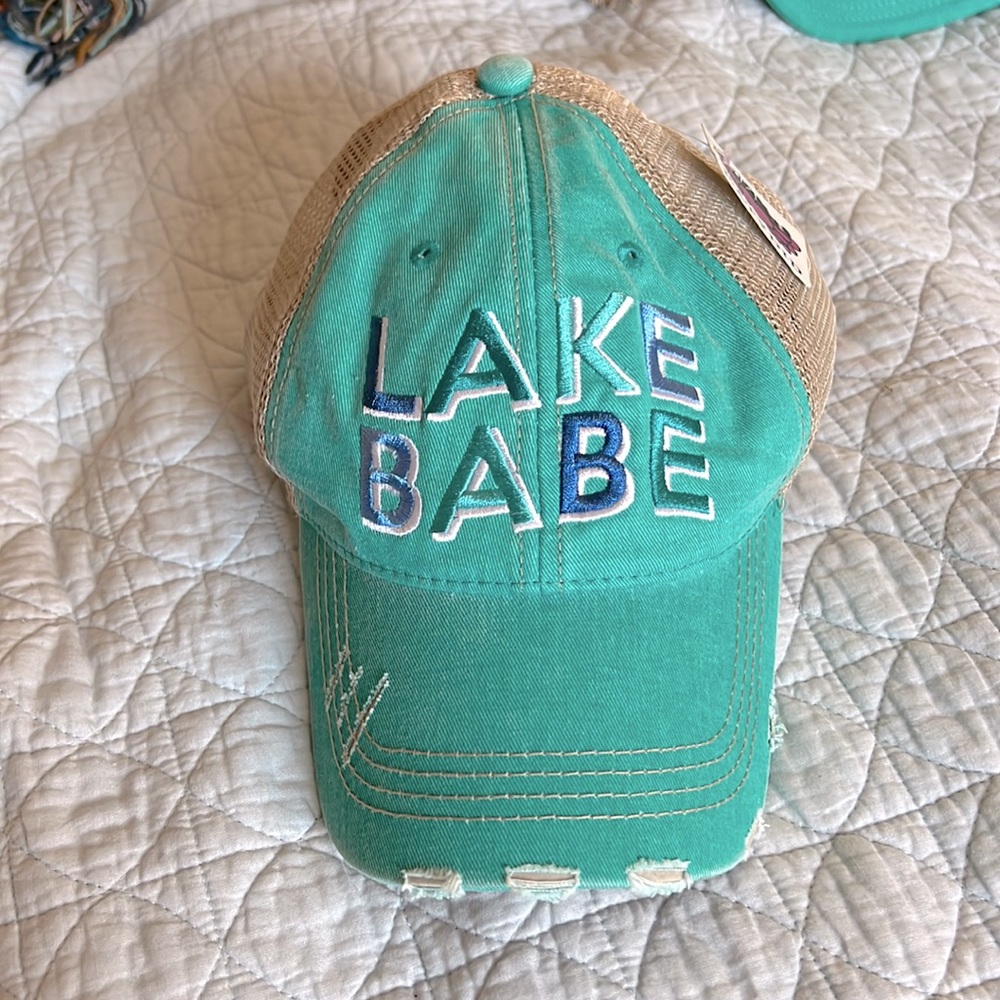 Katydid hat